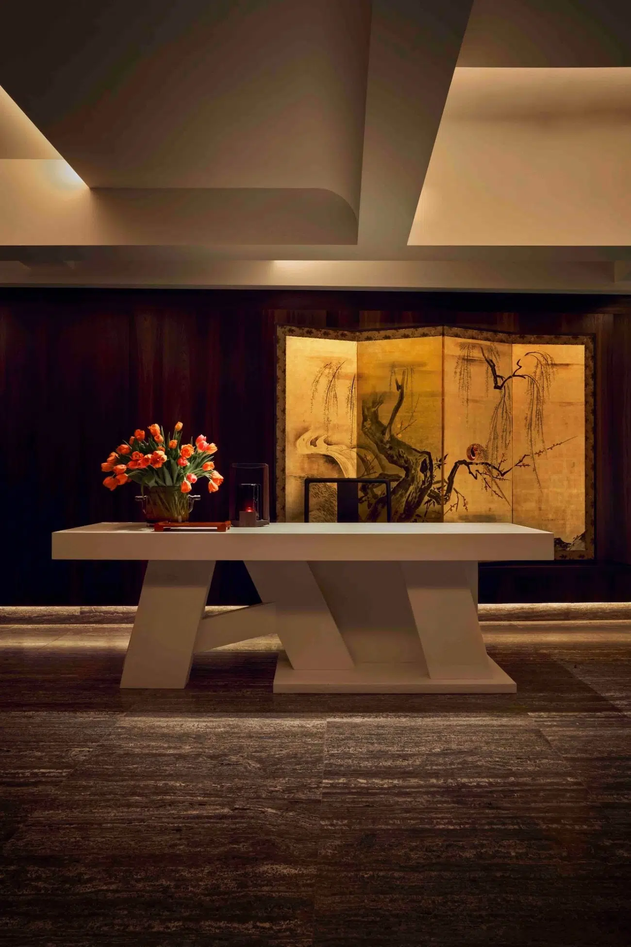 Table in entrance.
