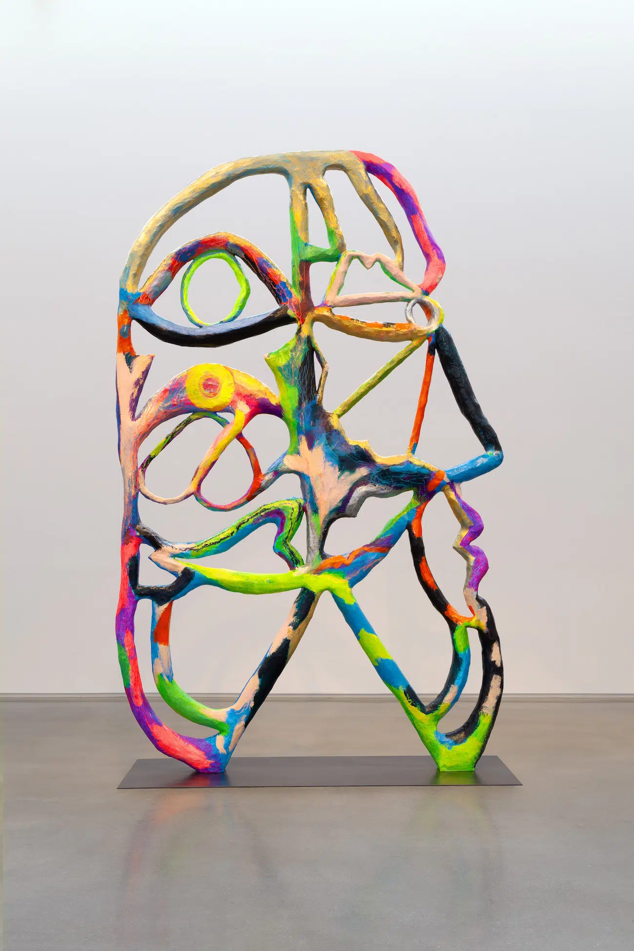 Bianca Beck, Mirror to mirror / Curving red, 2026. Papier-mâche, wood, steel wire, acrylic and oil paint, steel. 140 x 84 x 36 inches. Courtesy of the artist, Uffner & Liu, and the Center for Maine Contemporary Art. (Photo: Art Index)