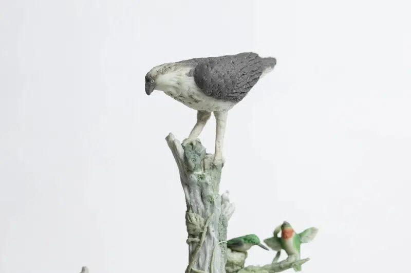 Eraser shaving sculptures of birds by Irie Saya