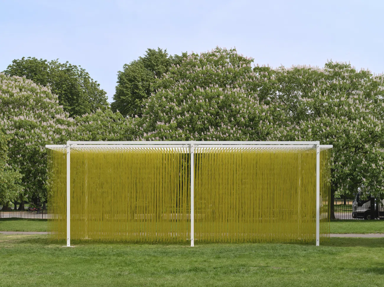 Jes&uacute;s Rafael Soto, P&eacute;n&eacute;trable BBL Jaune (1999;2023 Edition). &copy; Jes&uacute;s Rafael Soto / ADAGP, Paris 2026. Courtesy Atelier Soto, Paris and Galerie Perrotin. Photo: George Darrell. Courtesy Serpentine