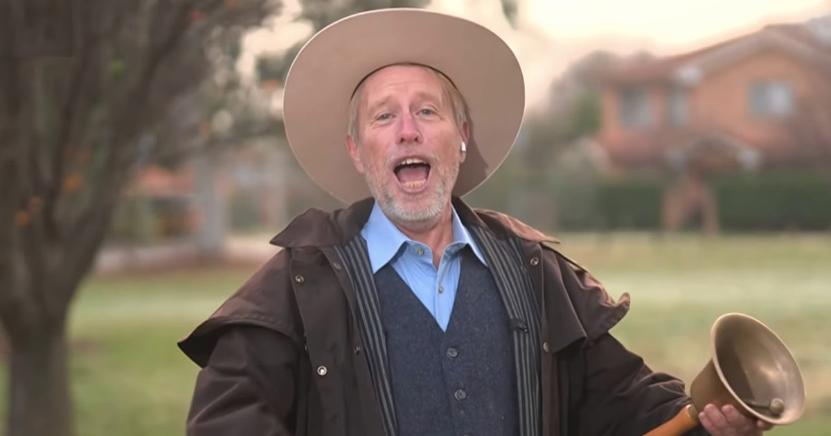 Australian Town Crier Declared the Loudest Man in the World by Guinness World Records