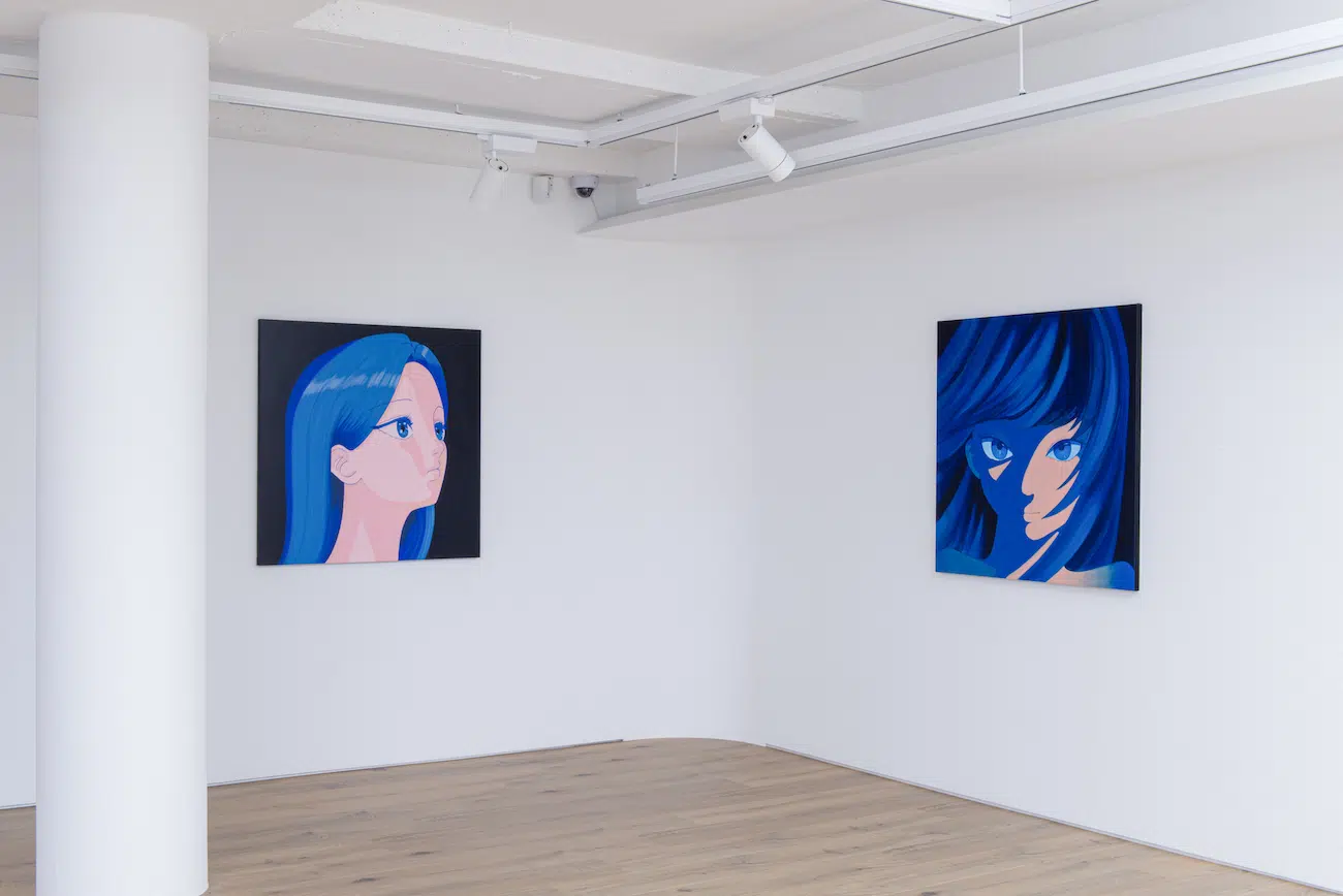 Korean Artist Paints Expressionless Girls That Mirror Viewers' Emotions