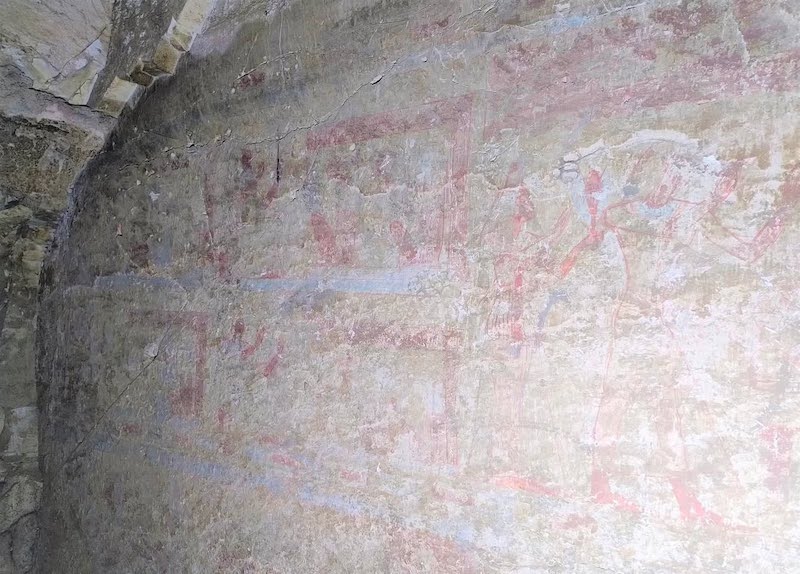 3,000-Year-Old Tomb With Colorful Murals Discovered in Luxor