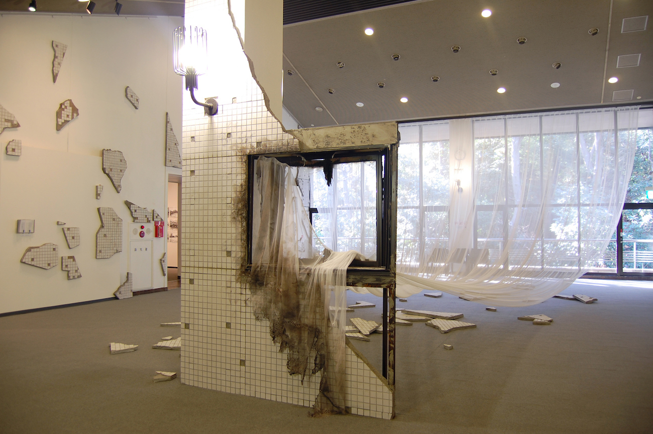 Sumi Kanazawa, A Curtain on a Bay Window, 2013. Mixed Media, Dimensions variable, Itabashi Art Museum, Tokyo. &copy; Courtesy the artist, Photo: Ichiro Ohtani.
