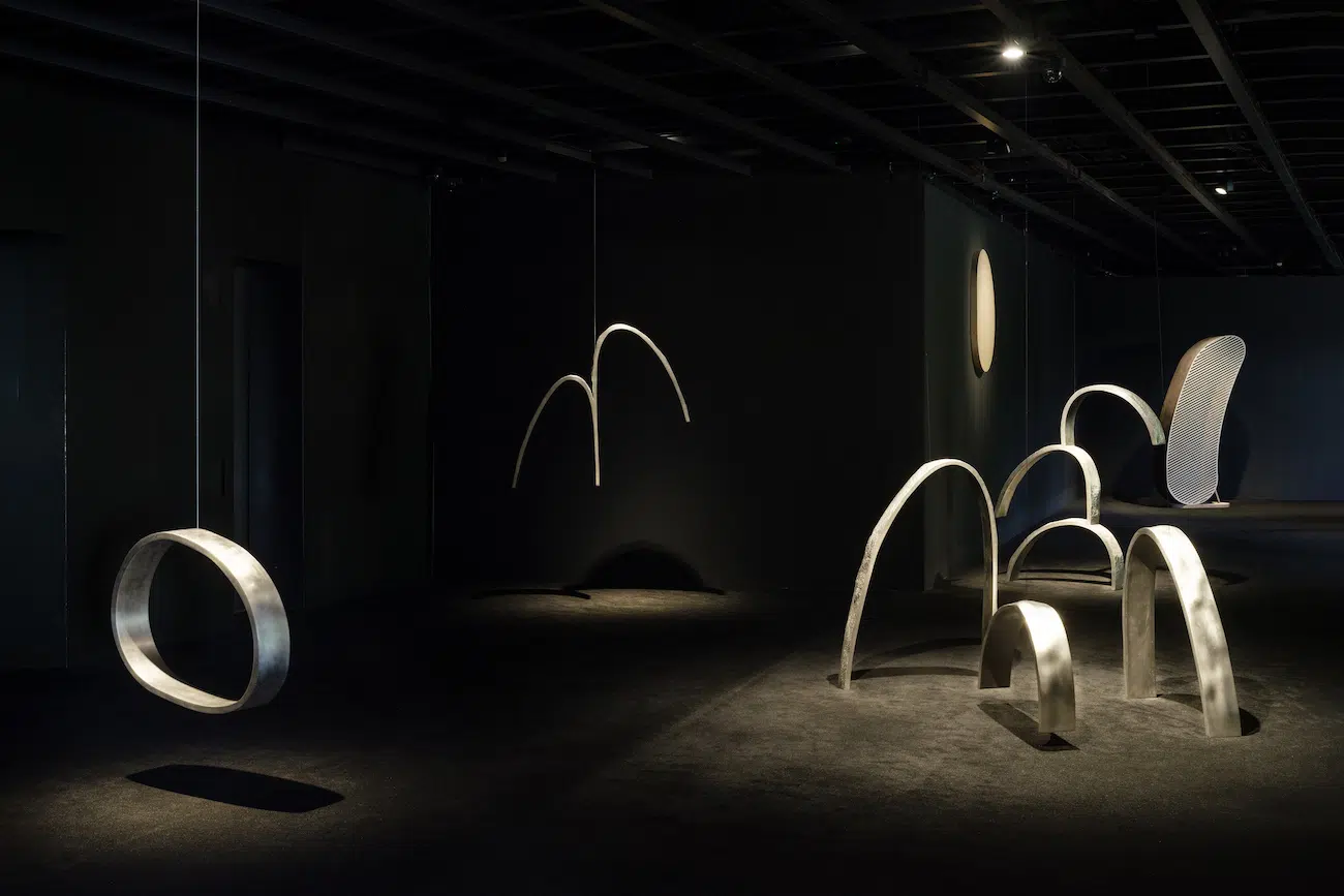 Suki Seokyeong Kang: Willow Drum Oriole, 2023, Leeum Museum of Art, installation view. 