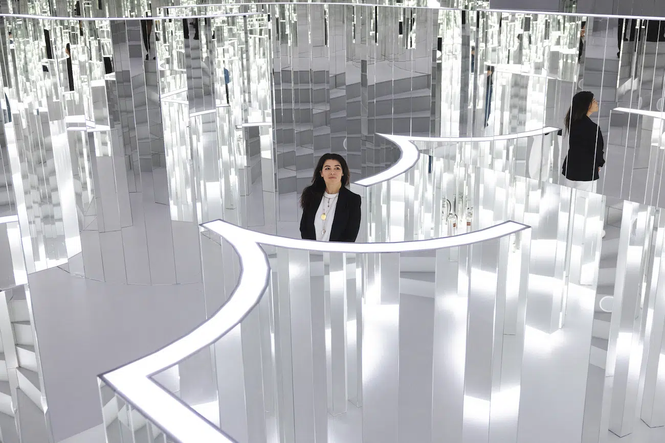Es Devlin Fills a Seoul Gallery With Books, Mirrors, Light, and Sound at FUTURA SEOUL