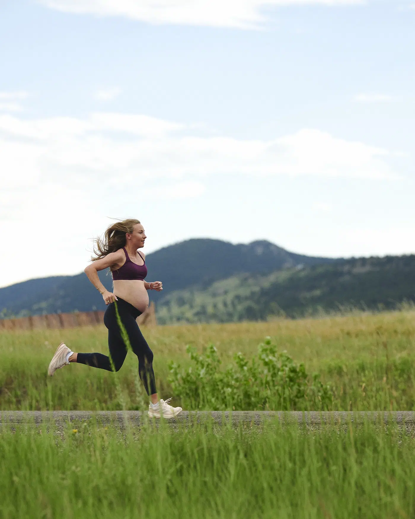 Maternity Photos by Ethan Herrold