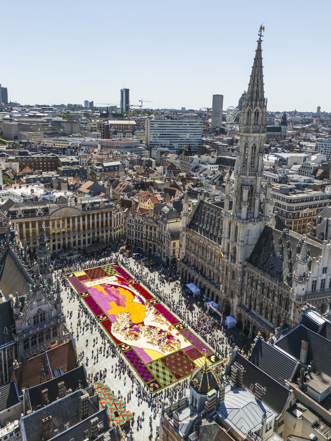 Hokusai’s Great Wave Is Reimagined as a Monumental Carpet of Flowers