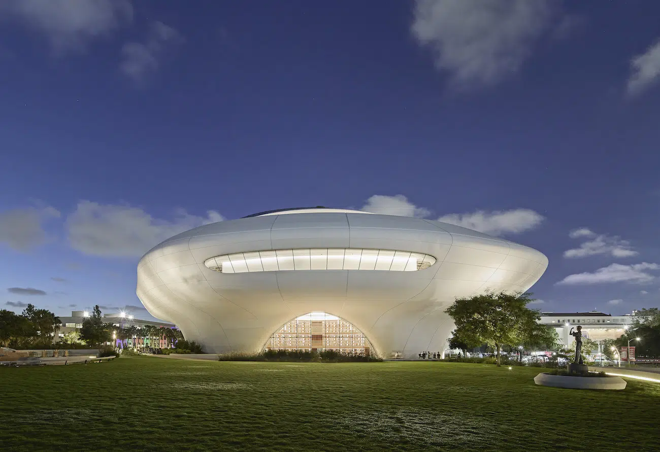 Exterior of Lucas Museum of Narrative Art in Los Angeles