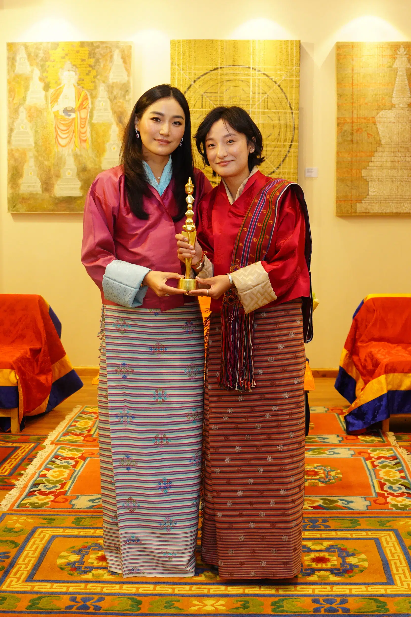 Her Majesty Ashi Jetsun Pema Wangchuck, Queen of Bhutan, with Pem Lham, 2026 Rubin Museum Himalayan Art Prize recipient. 