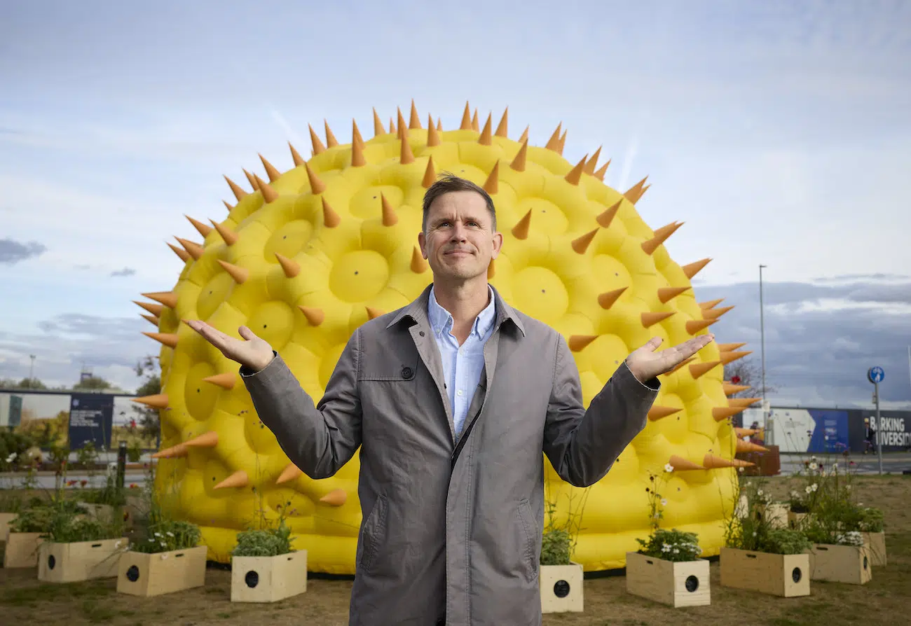 Installation of Pollenarium Sculpture by Luke Jerram