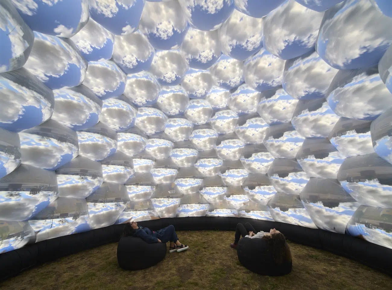 Installation of Pollenarium Sculpture by Luke Jerram