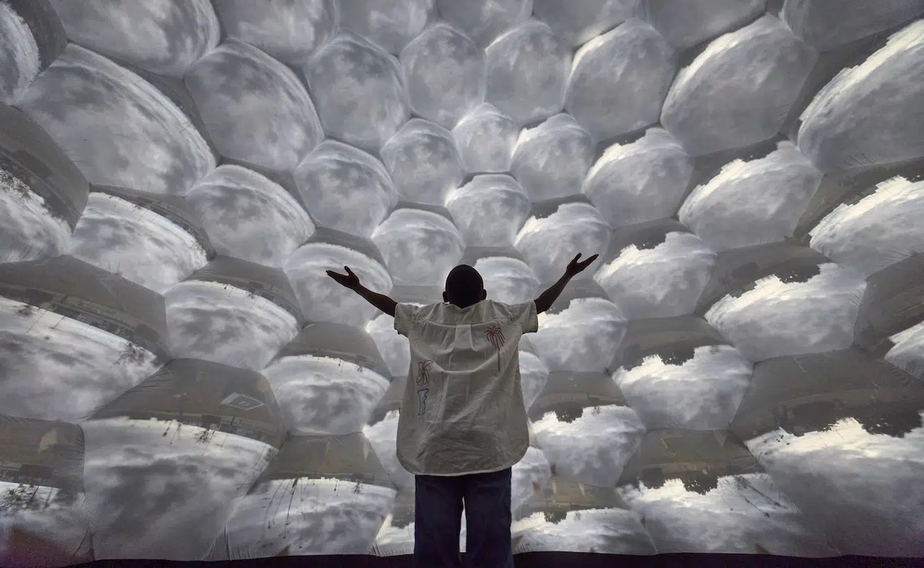 Installation of Pollenarium Sculpture by Luke Jerram
