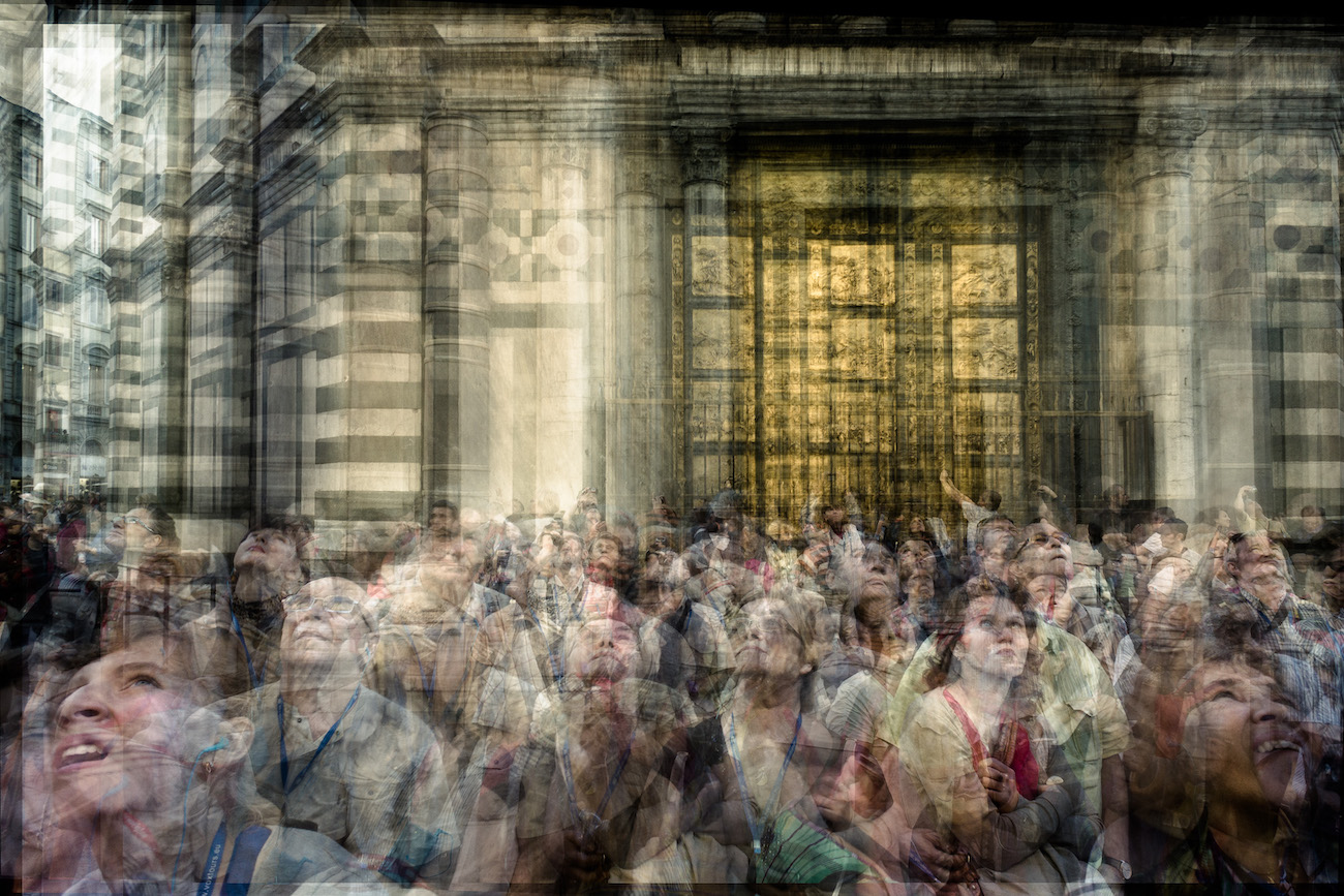 Shape of Memories photography series by Riccardo Magherini