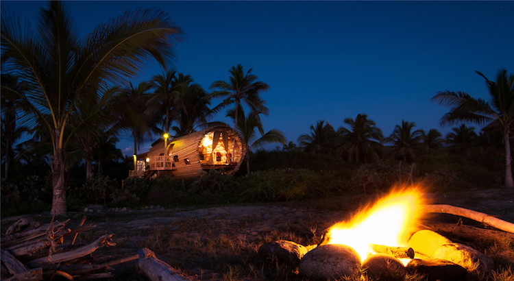 Au Natural Vibe Of Luxury Treehouse With Private Beach