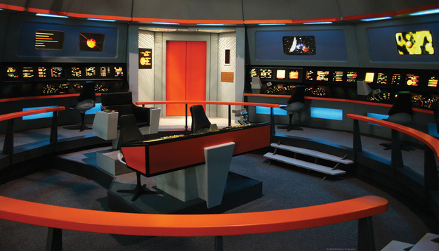 Star Trek Superfan Transforms Basement Into Starship Enterprise