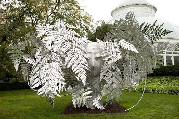 Необыкновенное примеры. Ботаническая скульптура. Как цветет орхидейка скульптура.