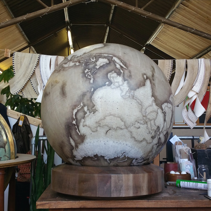 Globe par Bellerby &Co. Globemakers