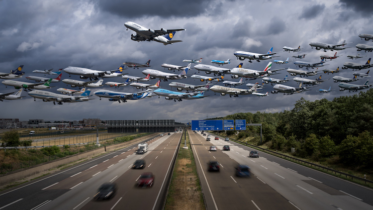 Airportraits Planes Departing At Frankfurt Airport