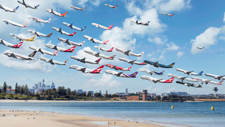 Airportraits Planes Departing At Sydney Kingsford Smith Airport