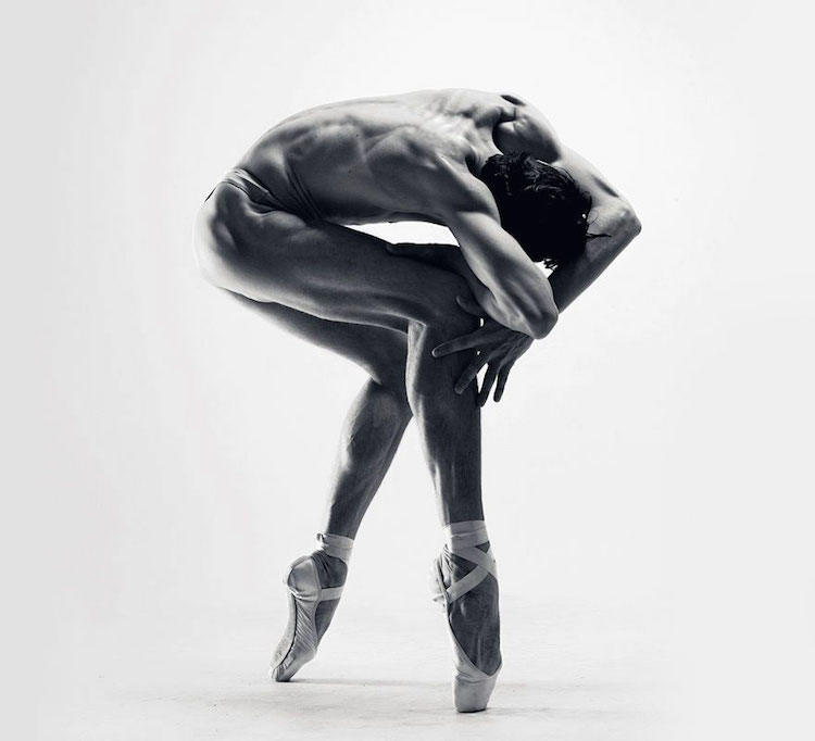 Striking Black And White Portraits Of Elegant Dancers Caught In 