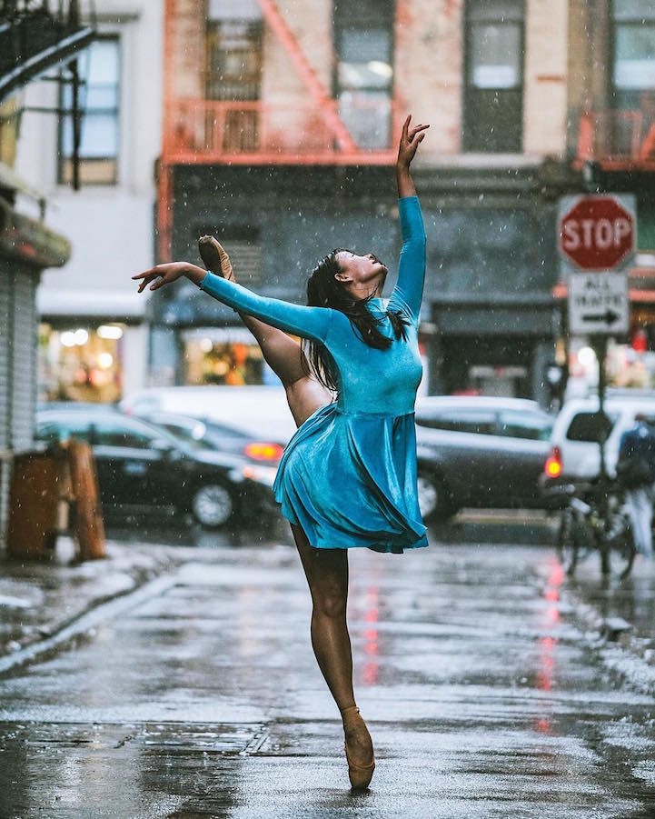 Breathtaking Portraits Capture Ballet's Finest Dancing on the Streets