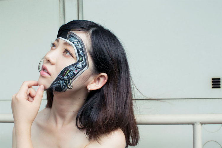 Japanese Artist Makes Her Subject A Robot