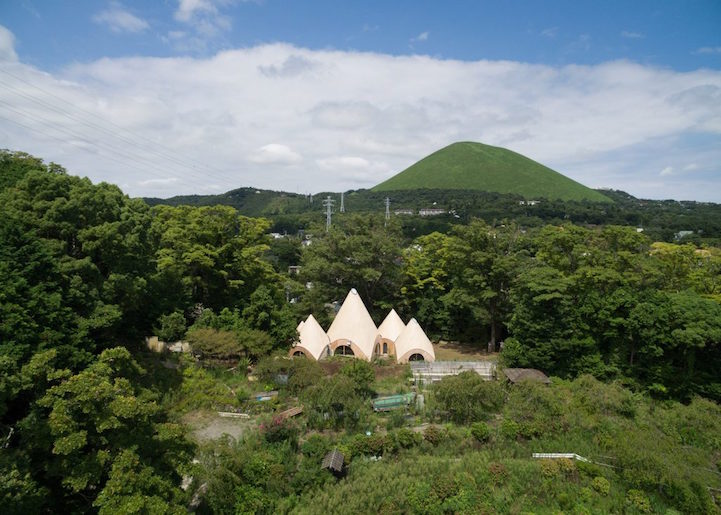 Maison de retraite conçue par l'architecte Issei Suma