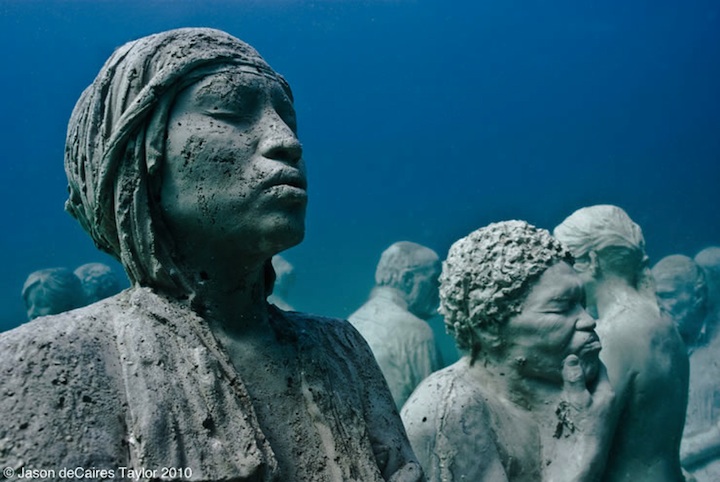400 Cement Sculptures Submerged Underwater by Jason de Caires Taylor