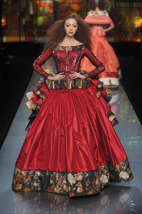 John Galliano Rocks Christian Dior's 2009 Spring Collection (14 Pics)