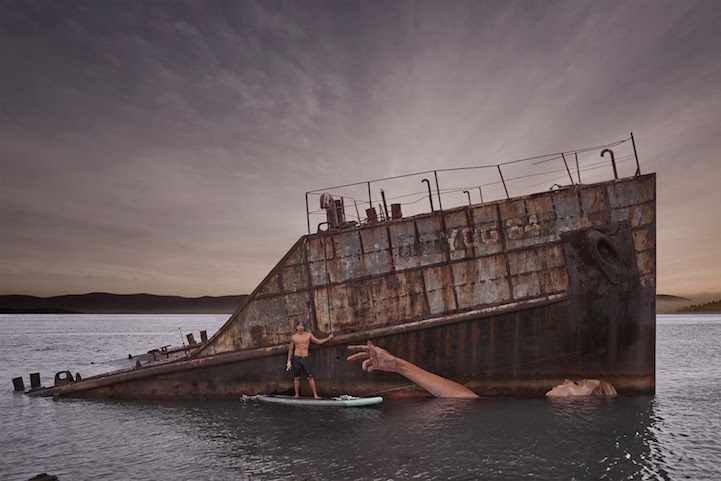 Artist S Gorgeous Mural On Sunken Ship Changes With Tide Levels