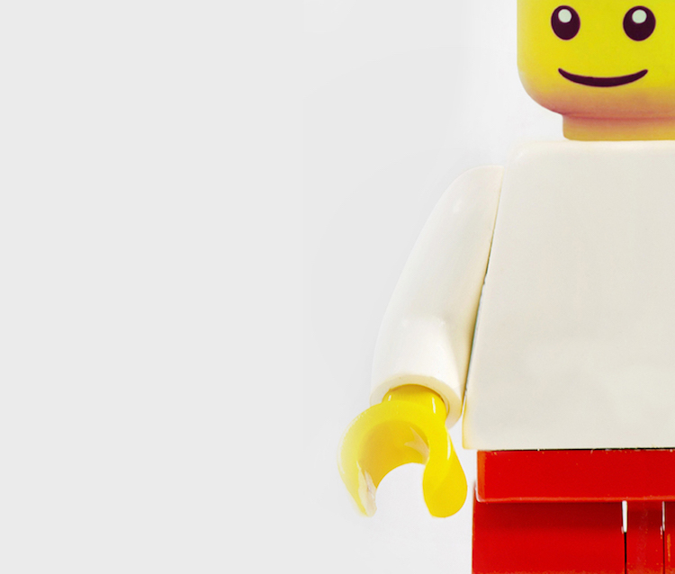 LEGO Figurine Inspires Shopping Bag For Brand Awareness