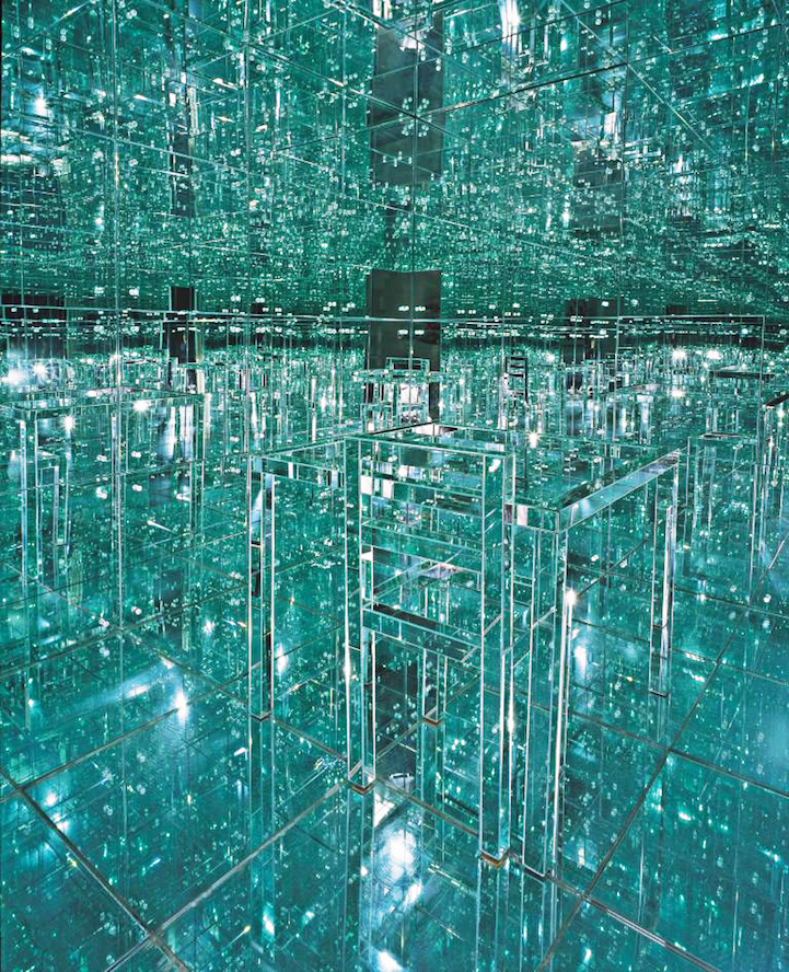 New Mirrored Infinity Room Immerses Viewers in Mesmerizing ...
