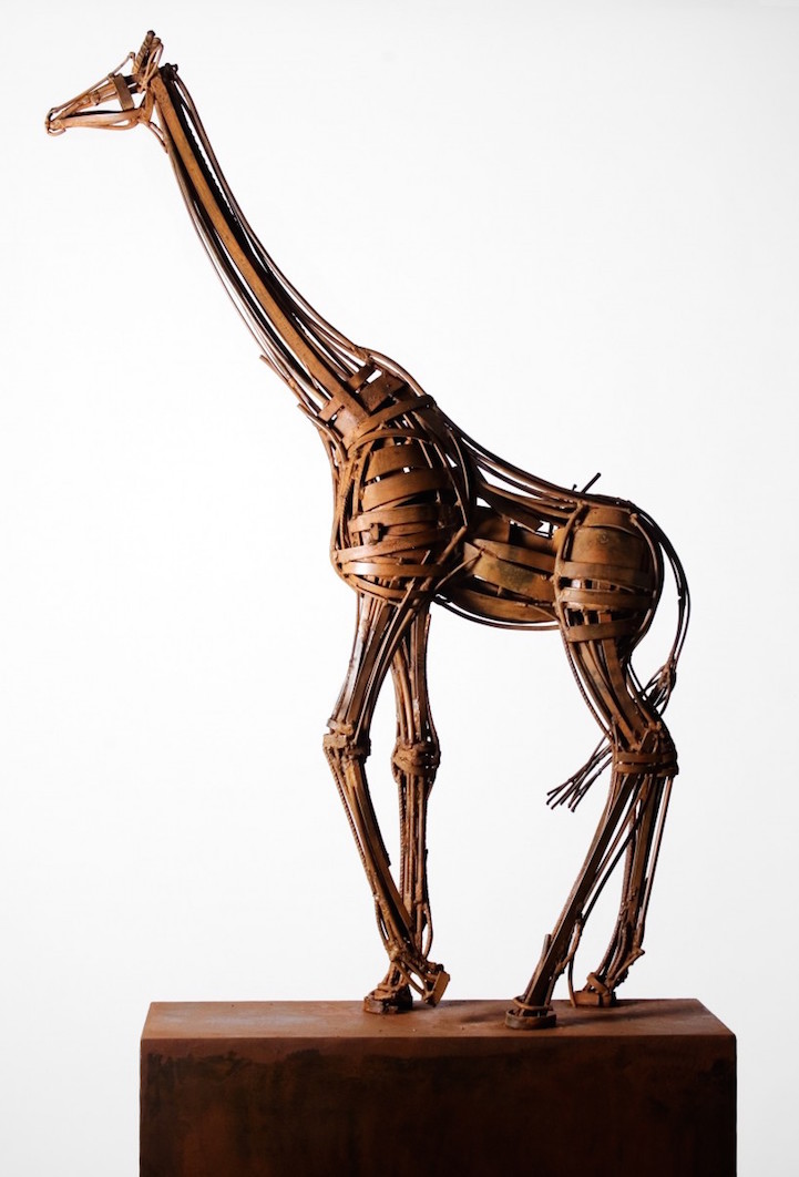 Animalistic Wire Sculptures : Wire Sculptures