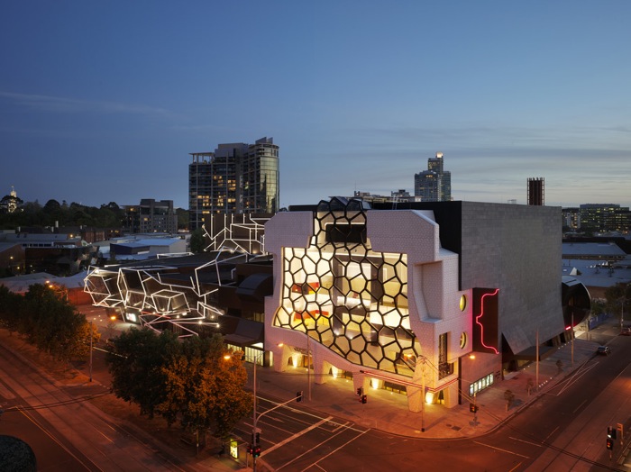 Modern Archtecture Melbourne's Iconic Theater Buildings (7 photos)