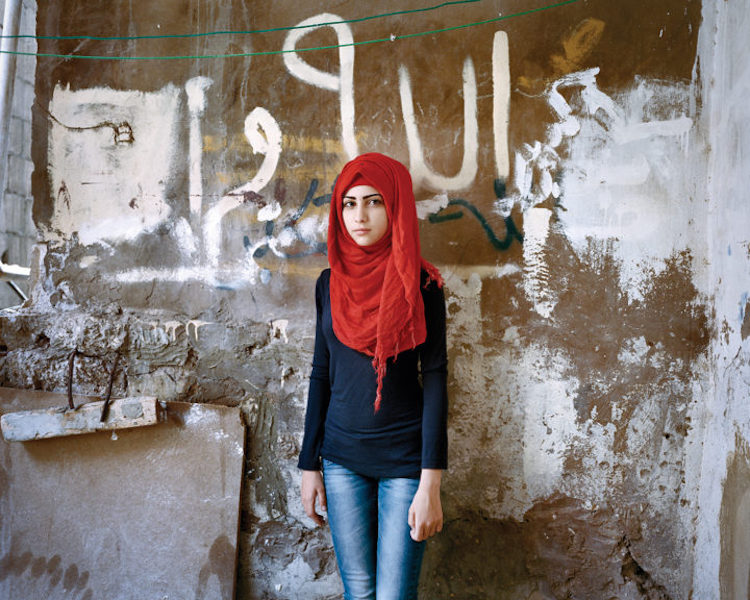 Lebanon Photographer Shares The Stories Of Invisible Refugee Children