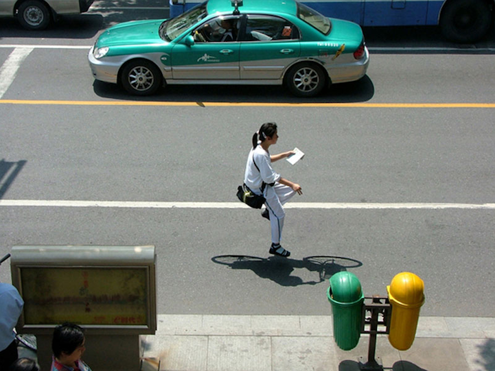 Floating on Invisible Bicycles, photos by Zhao Huasen